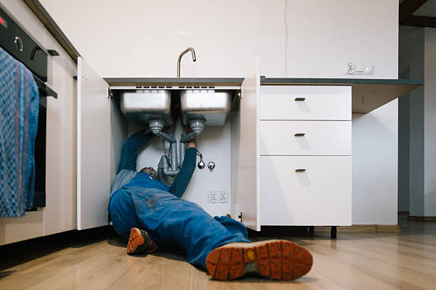 Professional Gas Line Repair technician working in Pine Ridge, SD